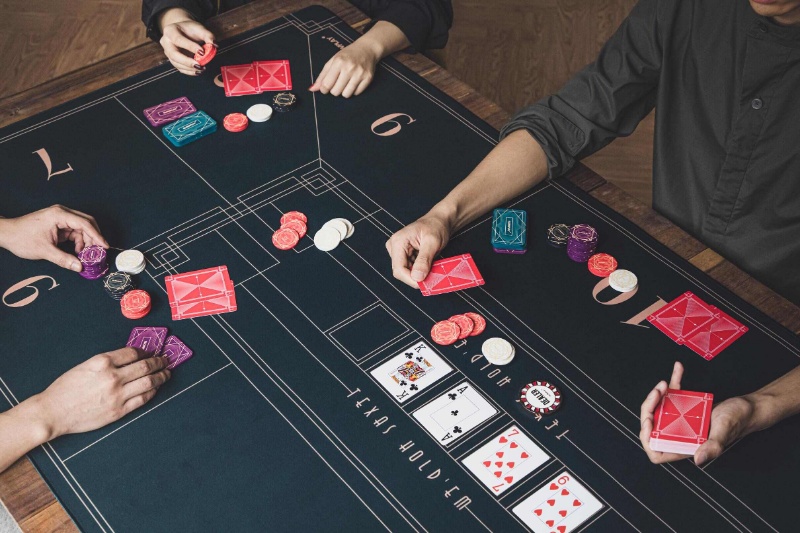 Lưu ý quan trọng áp dụng thế đánh Poker